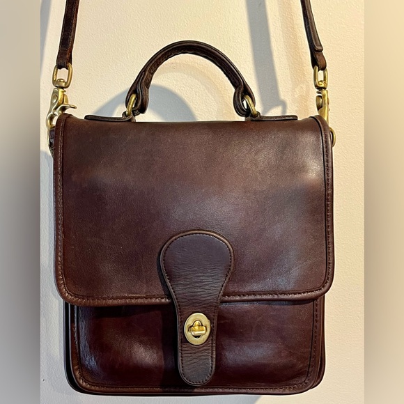 Coach Handbags - Coach Vintage Mahogany Station Bag# 5130
